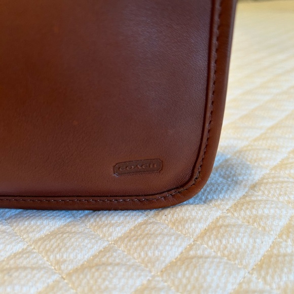 Coach Chunky Case in British Tan SLG ALERT!!!!! - Picture 8 of 11